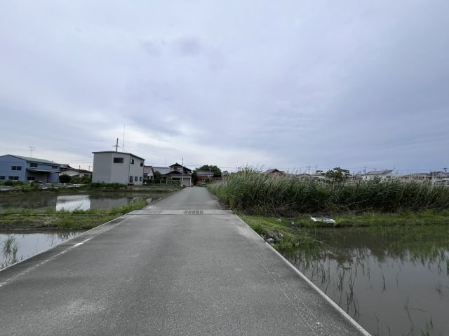 【前面道路含む現地写真】の画像