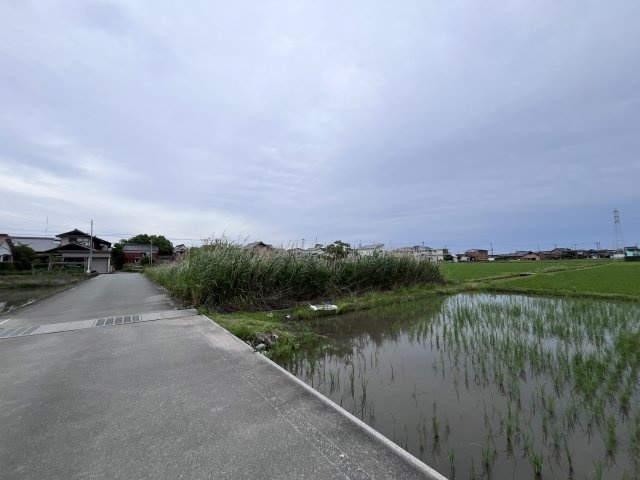 【前面道路含む現地写真】の画像