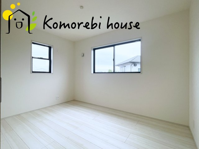さいたま市西区二ツ宮　新築一戸建て　リーブルガーデン　06の洋室|26.9.7