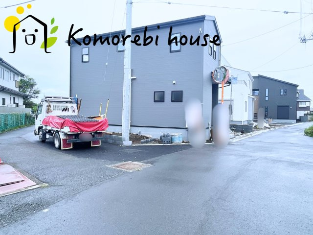 さいたま市西区二ツ宮　新築一戸建て　リーブルガーデン　06の前面道路含む現地写真|26.9.7