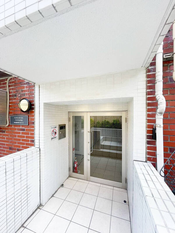 パステル小山のエントランス|74385084_3.jpg
