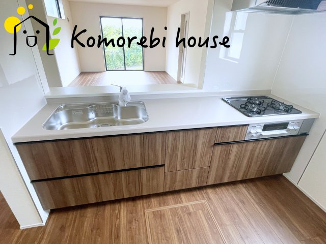 さいたま市西区二ツ宮　新築一戸建て　リーブルガーデン　03のキッチン|26.9.12　撮影済み