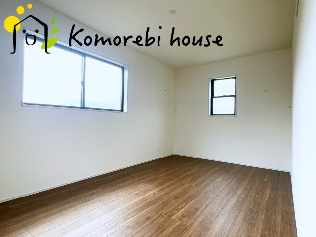 さいたま市西区二ツ宮　新築一戸建て　リーブルガーデン　03の寝室|26.9.12　撮影済み