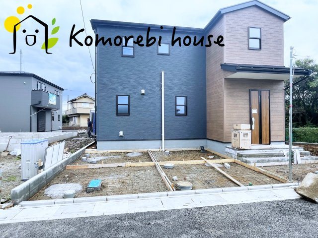 さいたま市西区二ツ宮　新築一戸建て　リーブルガーデン　03の駐車場|26.9.12　撮影済み