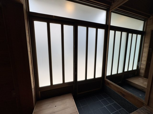 【玄関】