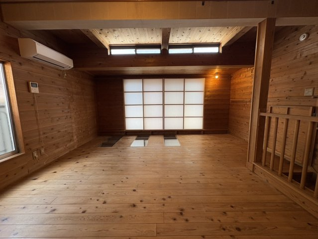 【居間・リビング】