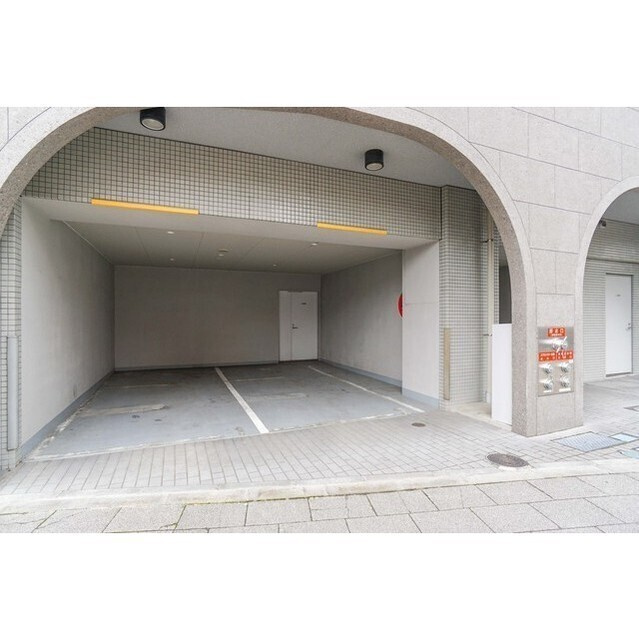 プラシア北千住の駐車場|74897212_5.jpg