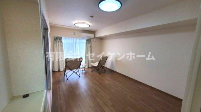 オ－ベル籠原　フルリフォーム済みの居間・リビング