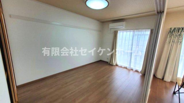 オ－ベル籠原　フルリフォーム済みの洋室