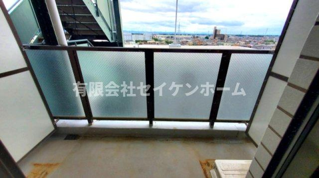 オ－ベル籠原　フルリフォーム済みのバルコニー