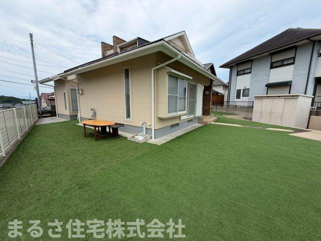 生目台西4丁目　中古戸建の庭
