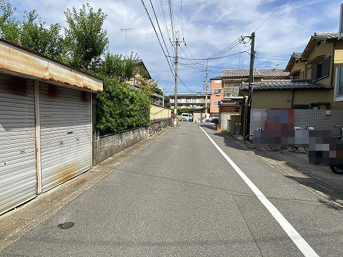 大宮中林町中古テラスの前面道路含む現地写真