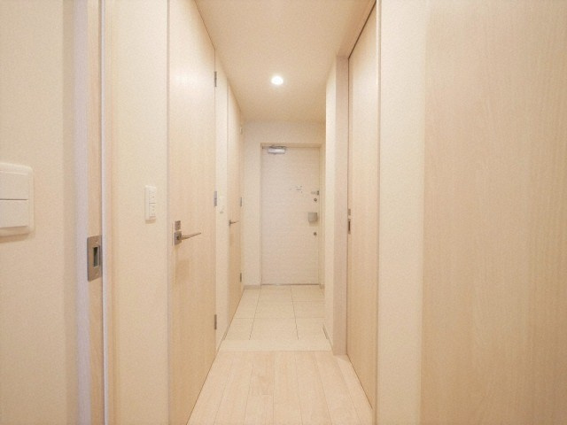 OPUS RESIDENCE SHINSAIBASHI SOUTHの玄関