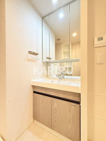 アーバネックス谷町四丁目の洗面所