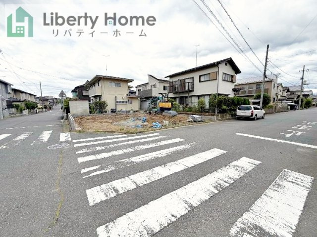 牛久市南7丁目17期　新築戸建の前面道路含む現地写真