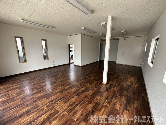 京王ホールⅠ　テナントの内装