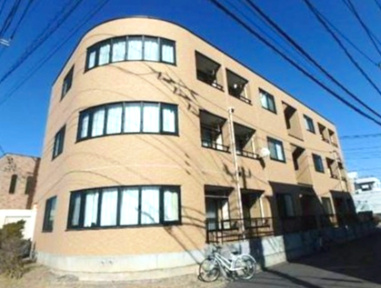 川口市大字里の賃貸マンションのエントランス