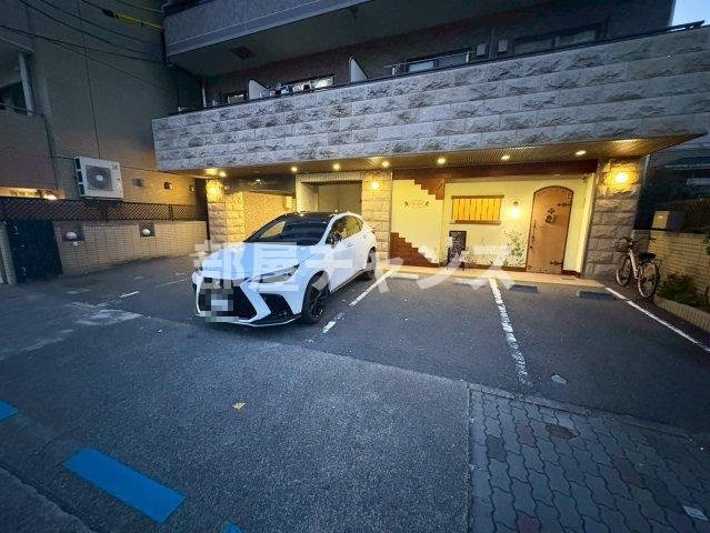 マイステージ則武の駐車場