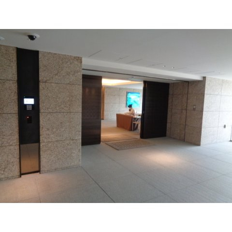 HARUMI FLAG PARK VILLAGE A棟のロビー|73897886_23.jpg