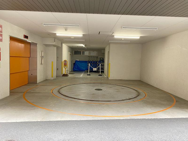 パートナーシップアパートメントの駐車場|64164750_21.jpg
