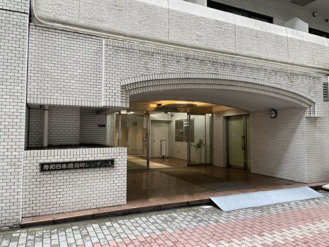 秀和日本橋箱崎レジデンスのエントランス|72553869_7.jpg