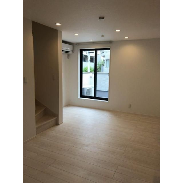Kolet三軒茶屋の居間・リビング