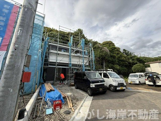 藤沢市城南２丁目　　新築戸建　全７棟の外観|6月8日撮影　建築中　現地外観