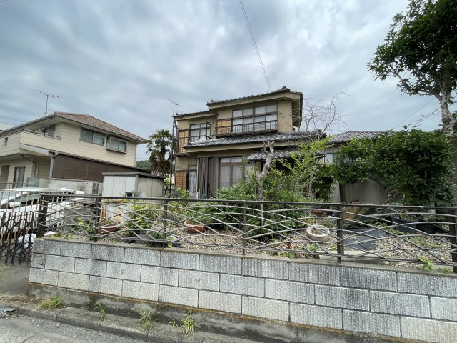 中古戸建・中古住宅　桐生市境野町1丁目　境野小学校・境野中学校の庭