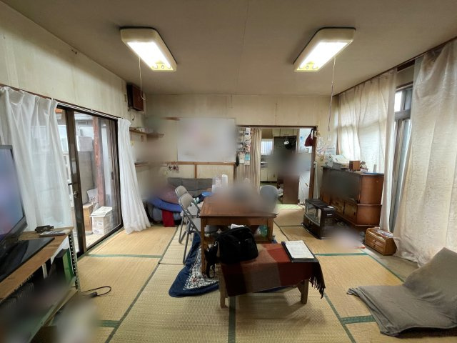 中古戸建・中古住宅　桐生市境野町1丁目　境野小学校・境野中学校の居間・リビング