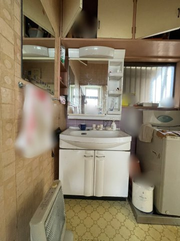 中古戸建・中古住宅　桐生市境野町1丁目　境野小学校・境野中学校の独立洗面台