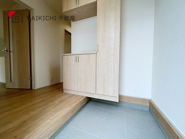 【玄関】 | 鴻巣神明第4 Livele Gardwn.S　新築戸建　全1棟　1号棟