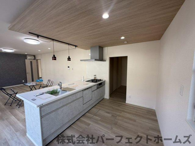 茄子作北町戸建のキッチン|キッチンでお料理をお楽しみください