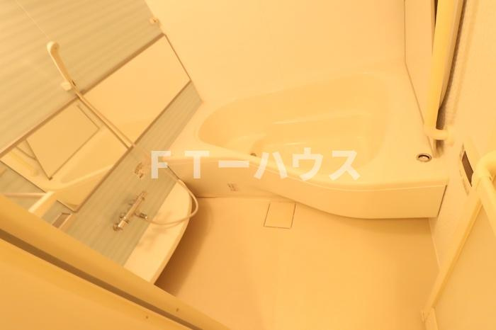 ブランシュール Aの浴室|バス