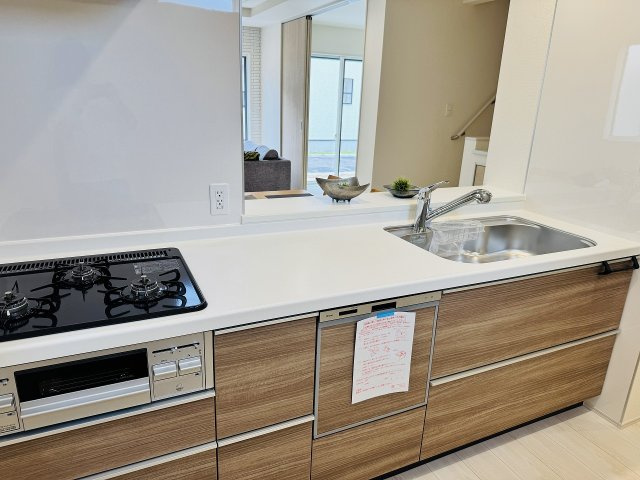 八王子市　石川町　新築一戸建てのキッチン|～使い勝手の良いシステムキッチン～