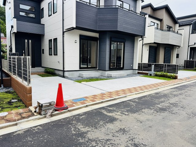 八王子市　石川町　新築一戸建ての駐車場|～2台駐車可能カースペース～