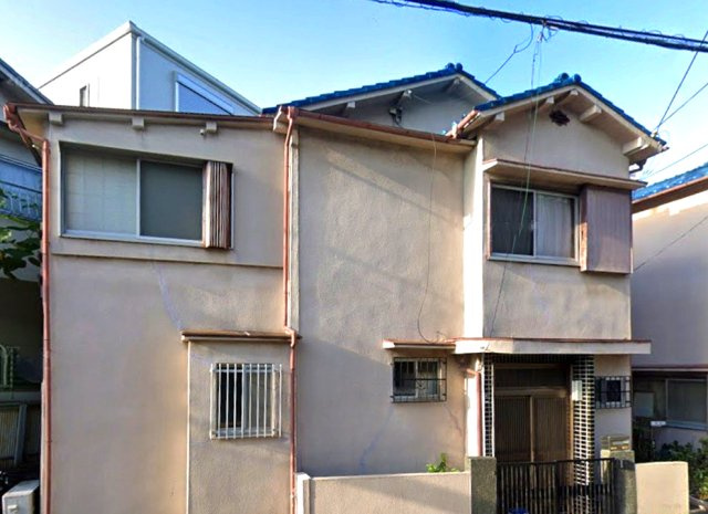 蓬川町の外観|陽当たりの良さが魅力。光熱費の節約にもつながります
