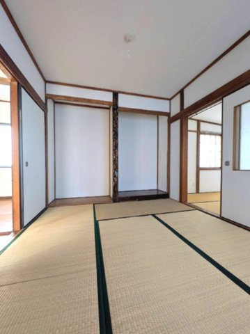 蓬川町の和室|あるとやっぱり嬉しい和室。イグサの香りに癒されます。

