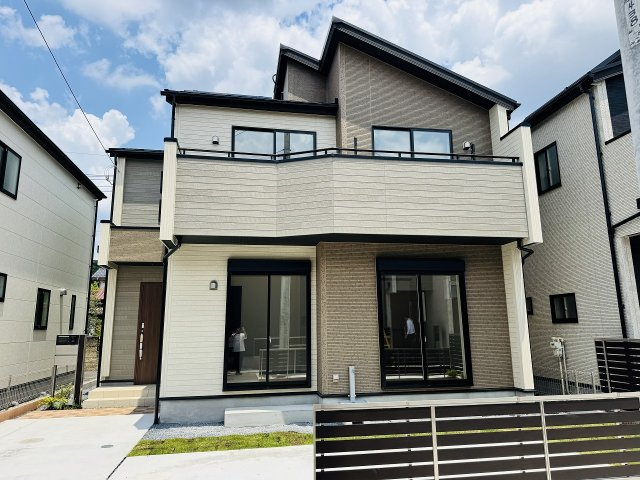 八王子市　石川町　新築一戸建ての外観|～小宮駅徒歩15分　太陽光パネル搭載　控除や減税で優遇の長期優良住宅～