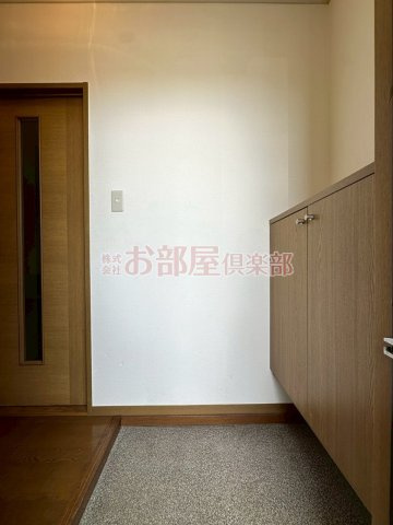 セジュールIMAMURA C棟の玄関
