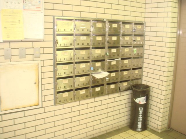 メゾン鶴舞のロビー