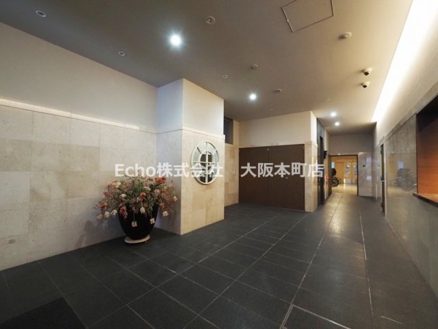 ボーベル南船場のロビー
