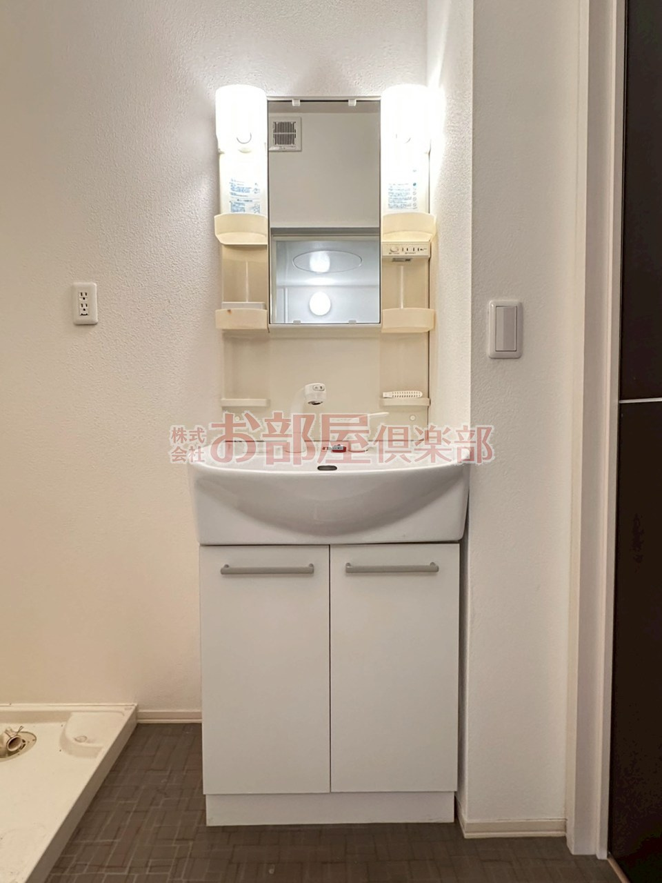 ベアーレ高屋敷の洗面所|スペースが確保できる洗面所です