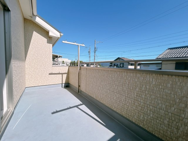 リフォーム済中古戸建　大垣市荒尾町　平成26年築のバルコニー