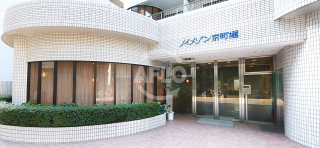 ノイメゾン京町堀のエントランス|ノイメゾン京町堀　エントランス