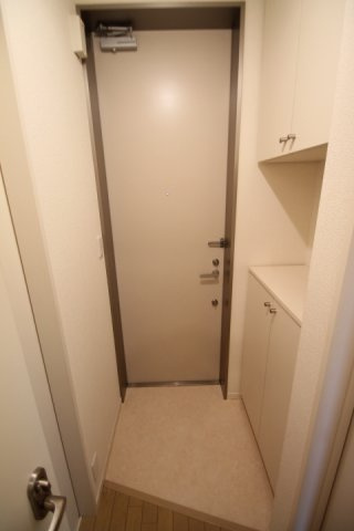 【玄関】