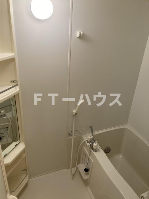 トレジャーの浴室|バス