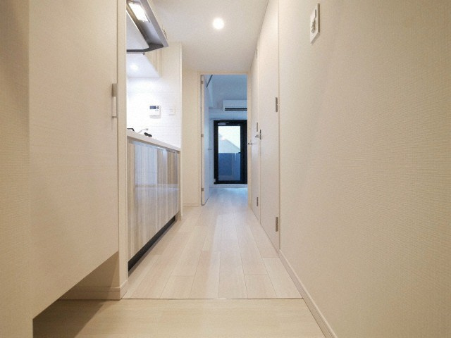 S-RESIDENCE新大阪Rishの玄関