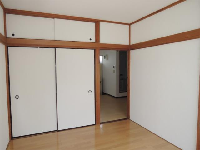 コーポサンライズの洋室