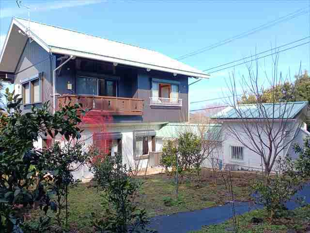 富士急川奈別荘地　富士山、海一望のフルリノベーション済物件の外観|建物南側