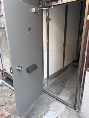 【玄関】 | 上住吉１丁目長屋 | こちらがお部屋の入り口です。